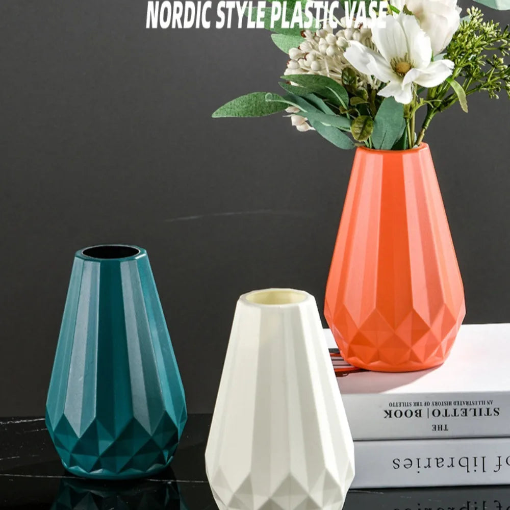 Diamond-Shaped Nordic Flower Vase